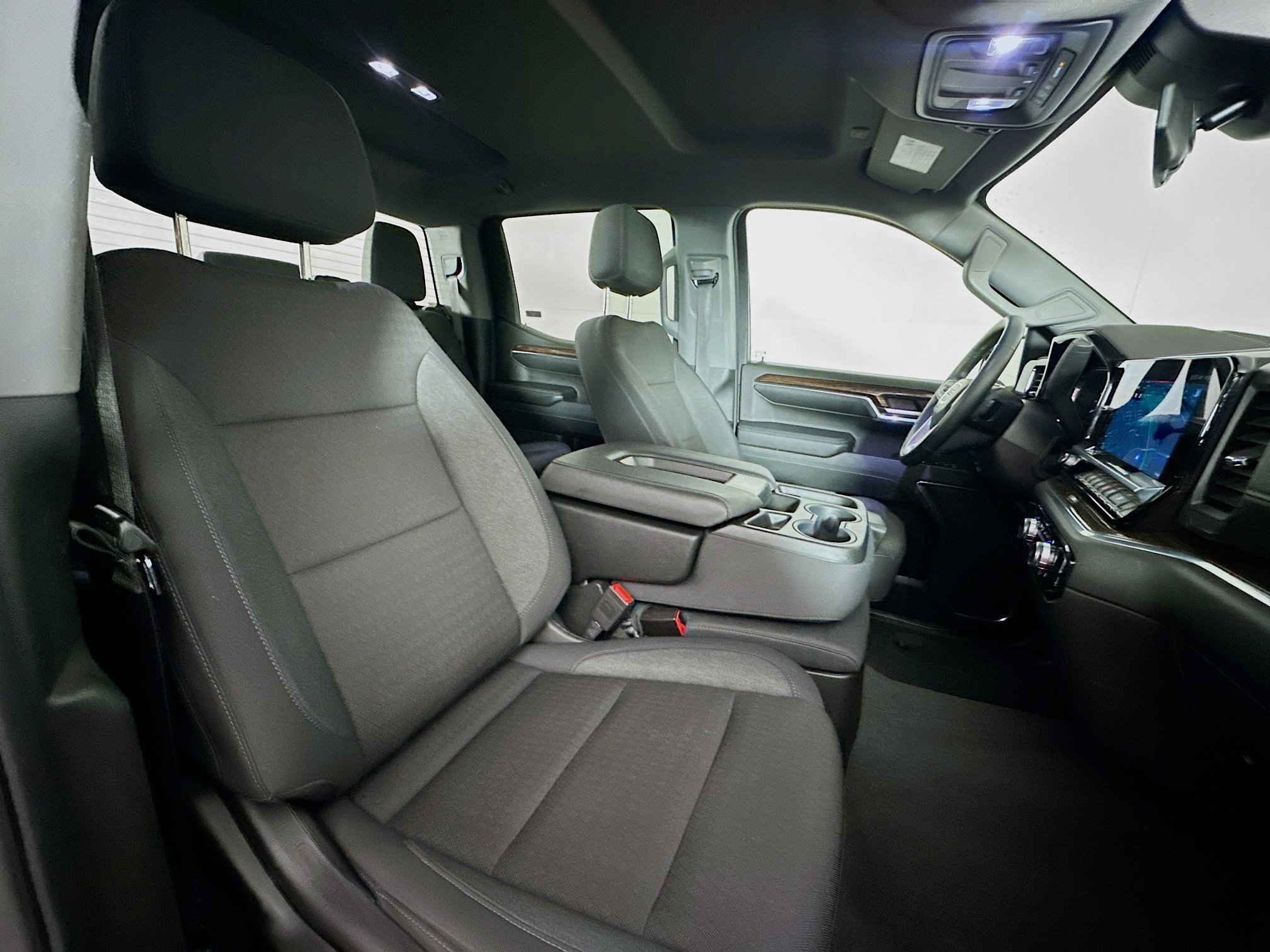 Used 2024 GMC Sierra 1500 Elevation image 29