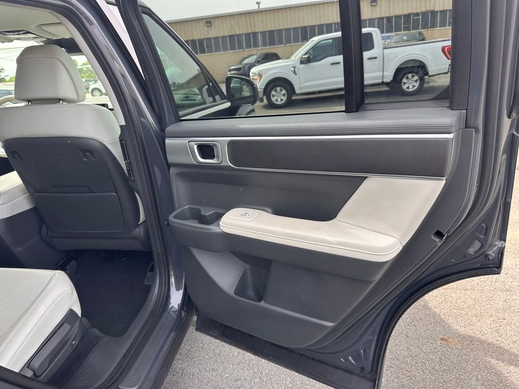 Used 2025 Hyundai Santa Fe SEL image 18