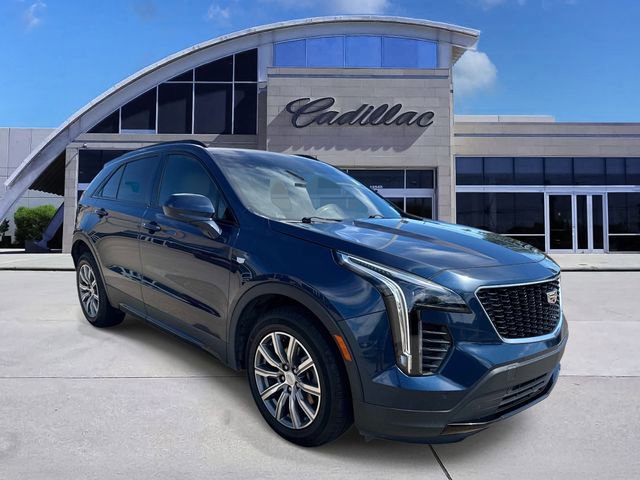 Used 2020 Cadillac XT4 Sport image 3