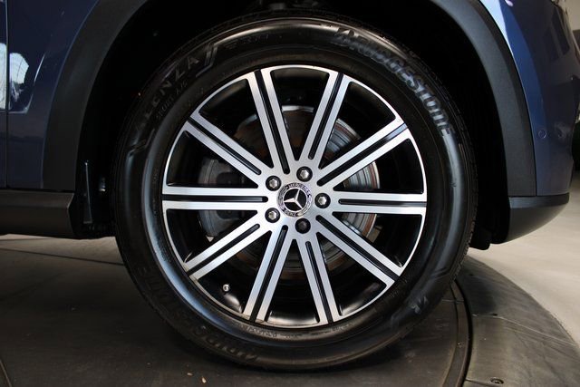 Used 2024 Mercedes-Benz GLE 450e 4MATIC image 37