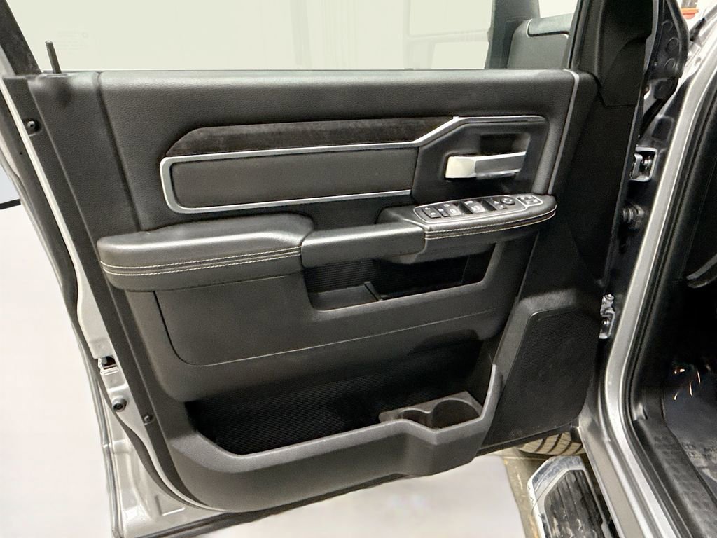 Used 2024 RAM 2500 Big Horn w/ Bed Utility Group image 16