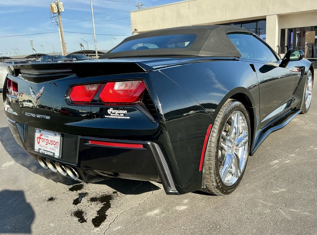 Used 2017 Chevrolet Corvette Stingray Convertible w/ 3LT Preferred Equipment Group image 23