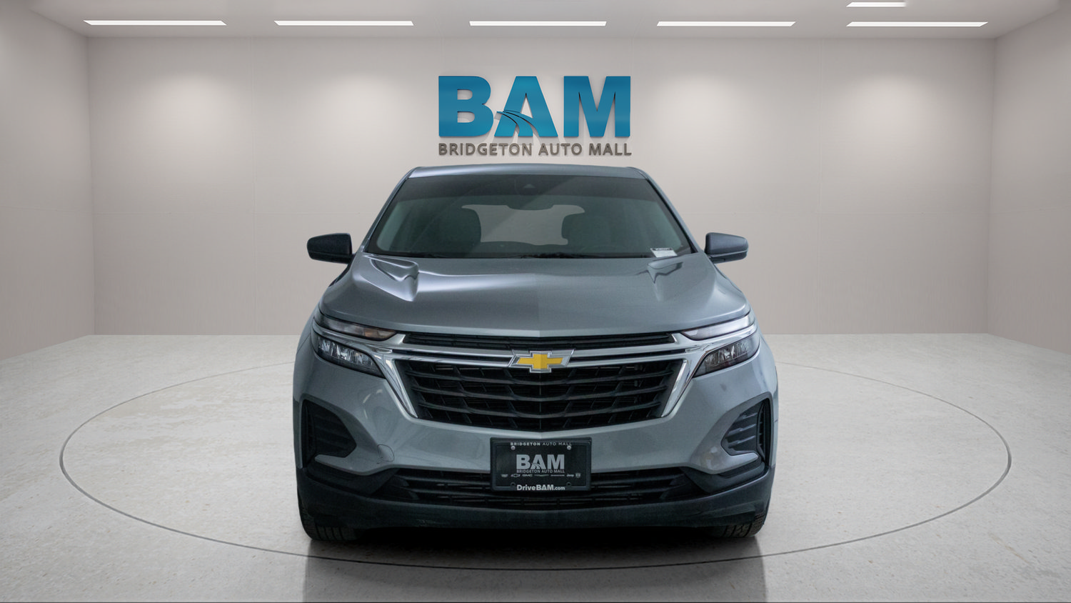 Used 2023 Chevrolet Equinox LS w/ LPO, Floor Liner Package FWD image 2