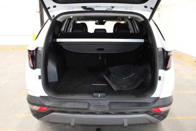 Used 2022 Hyundai Tucson Limited w/ Cargo Package image 16