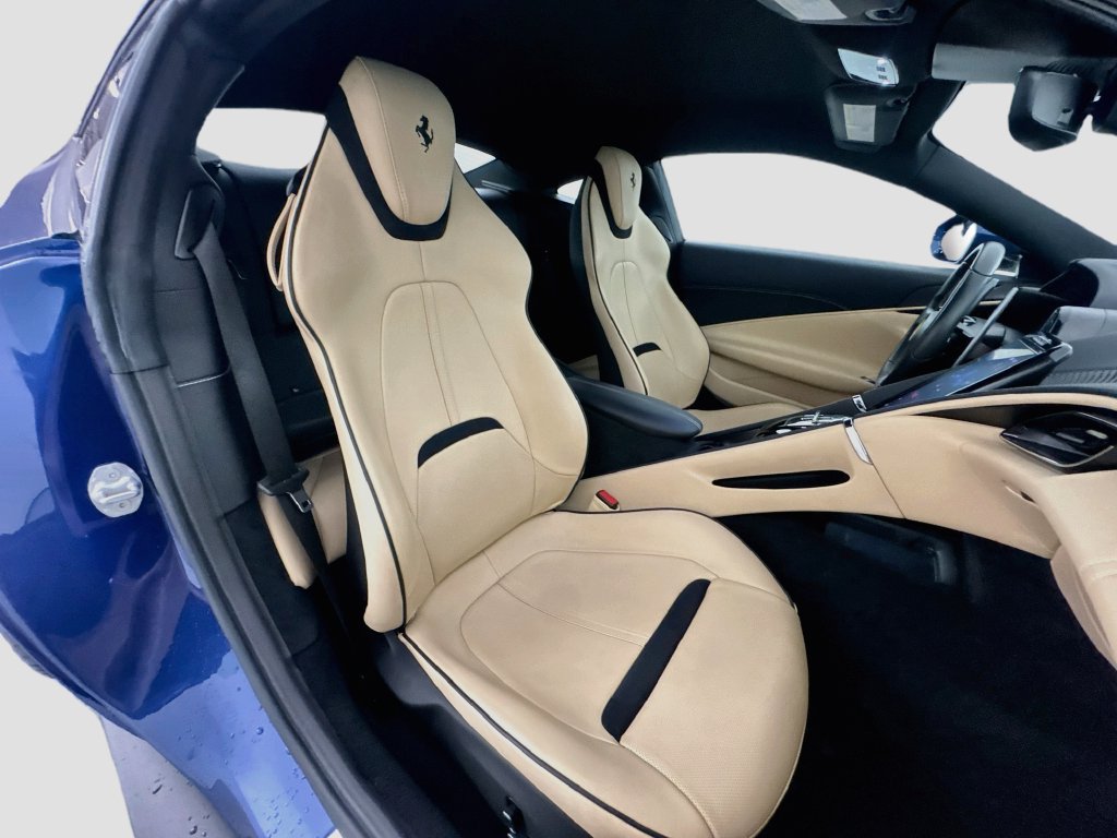 Used 2023 Ferrari Roma RWD image 30