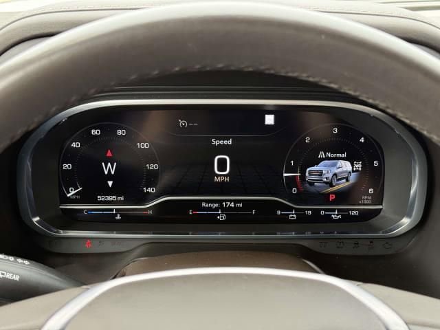 Used 2022 GMC Yukon SLE w/ Gmc Pro Safety Plus Package AWD/4WD image 16