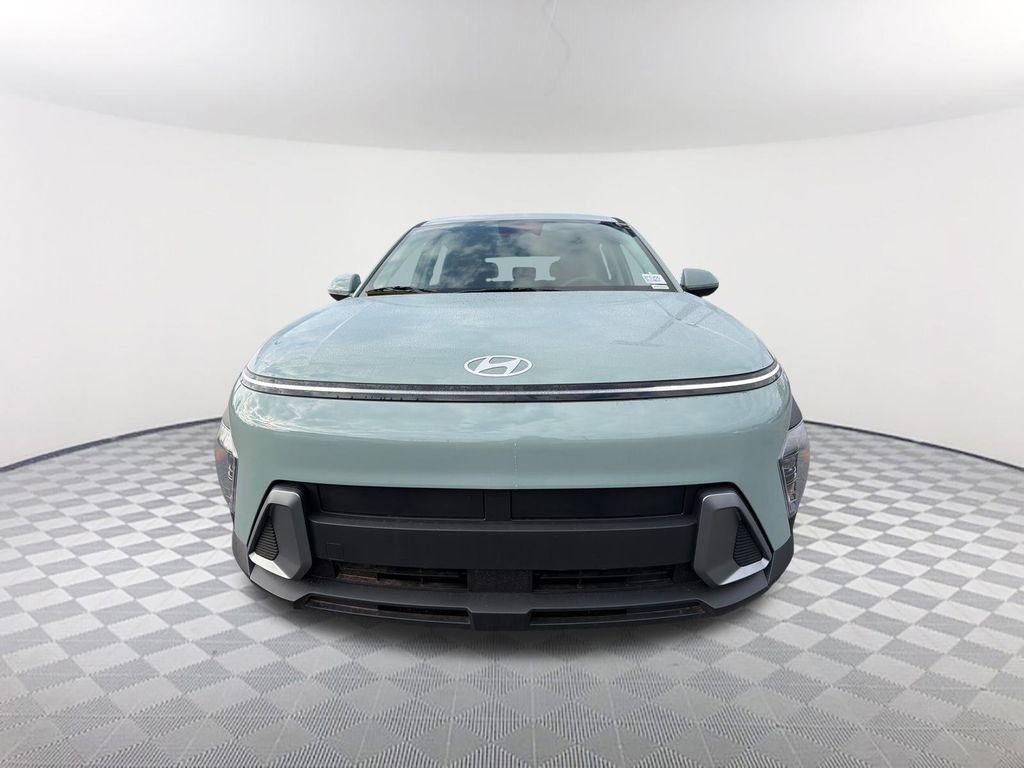 New 2026 Hyundai Kona SE image 2