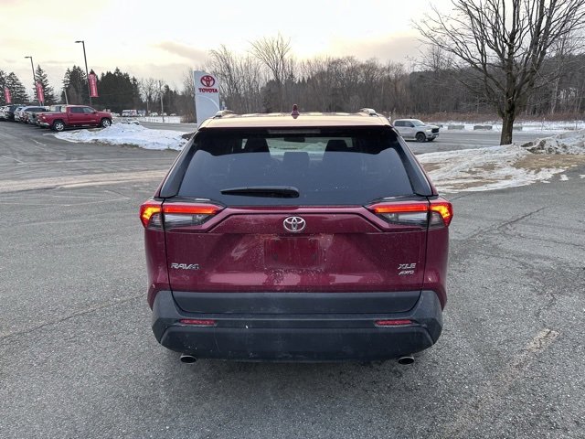 Used 2023 Toyota RAV4 XLE image 4