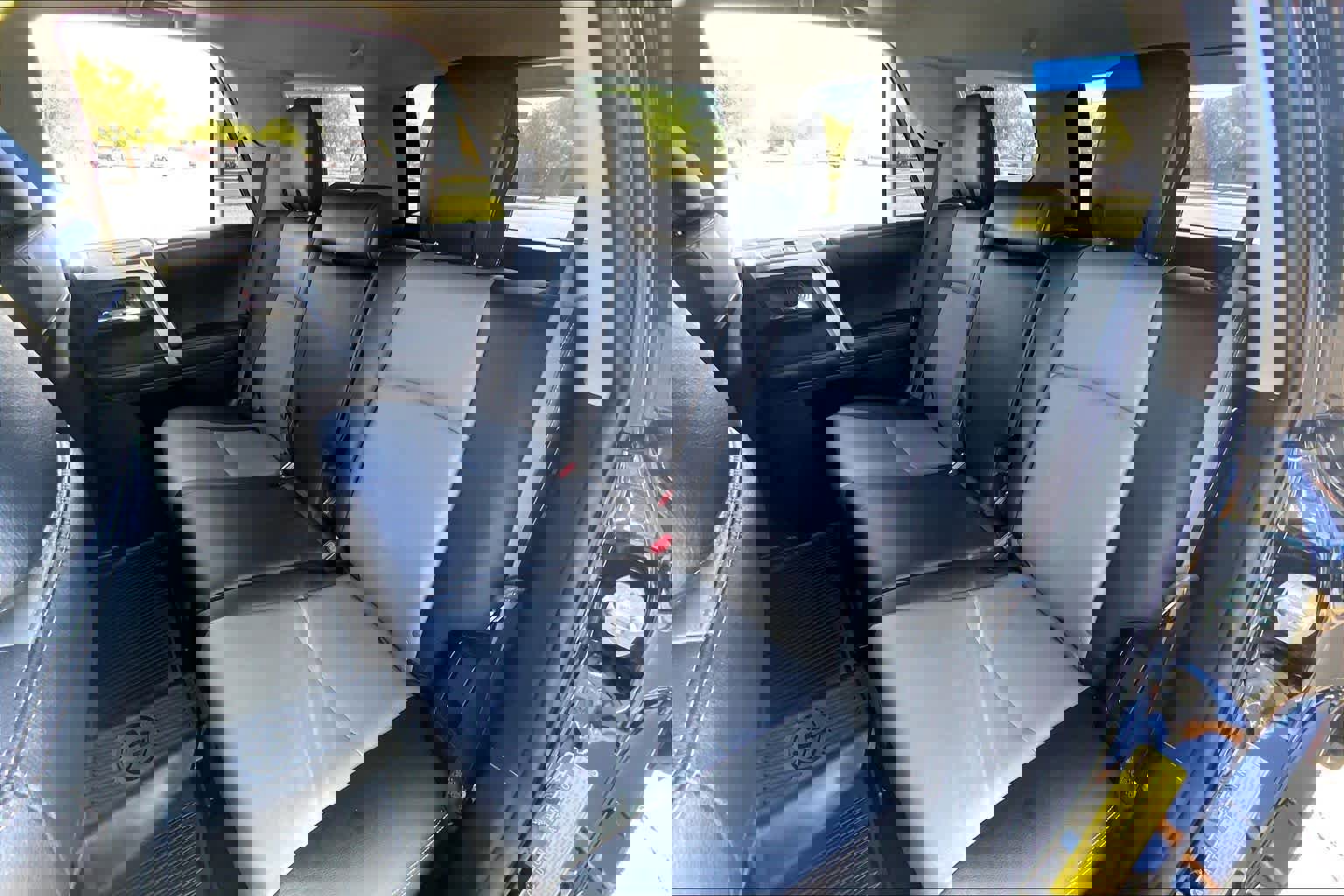 Used 2020 Toyota 4Runner SR5 Premium w/ Moonroof Package AWD/4WD image 21