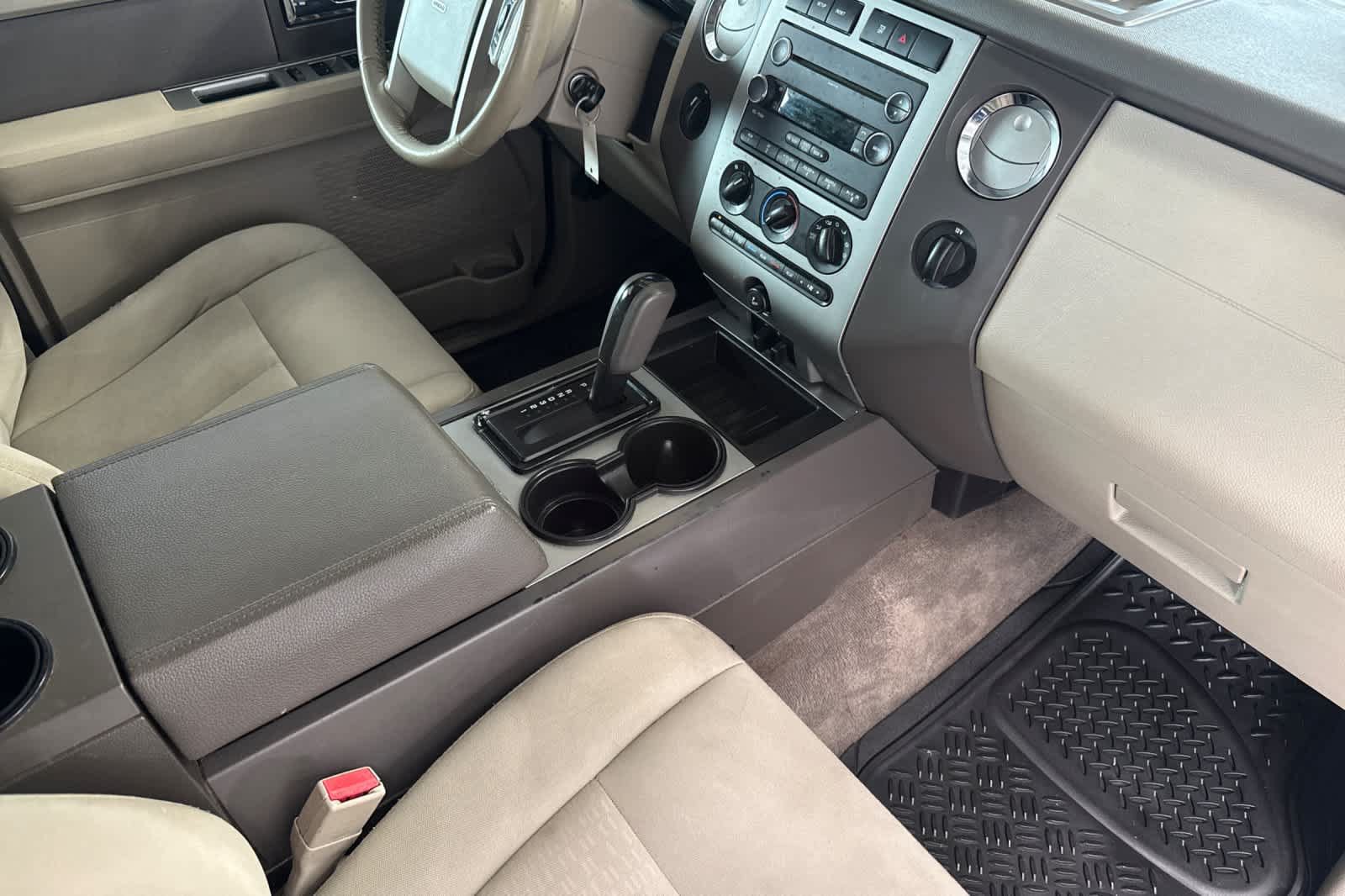 Used 2013 Ford Expedition XLT w/ HD Trailer Tow Pkg AWD/4WD image 19