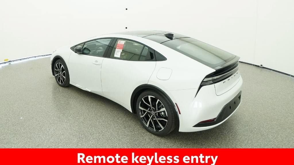 New 2026 Toyota Prius Plug-In Hybrid FWD image 6