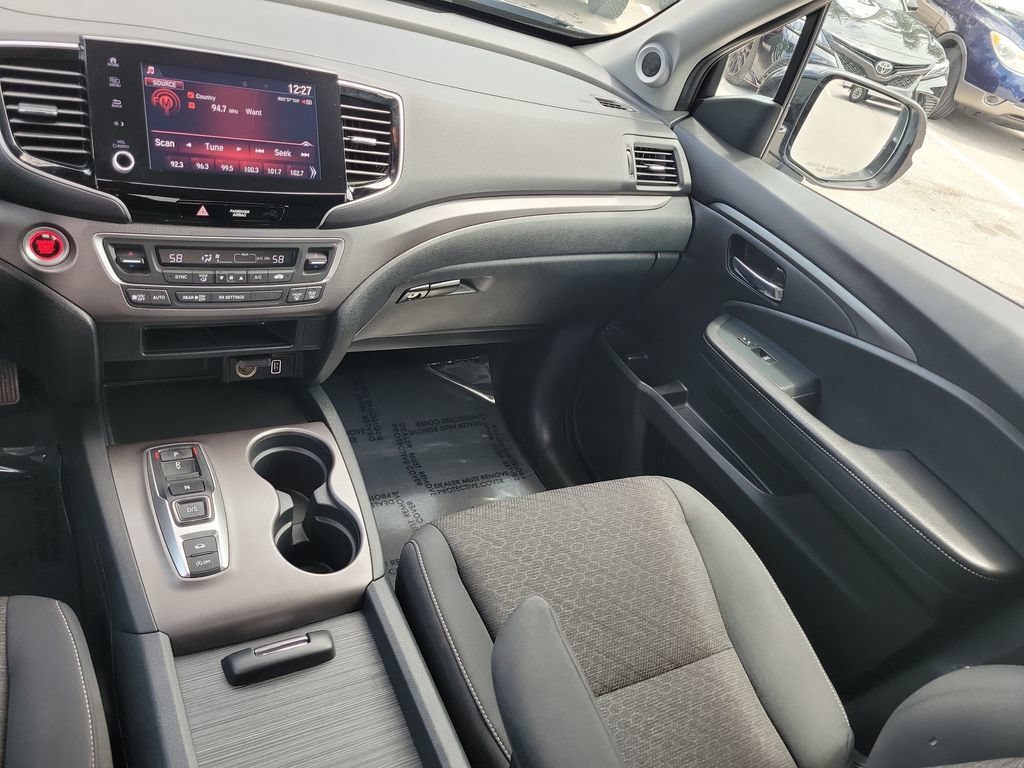 Used 2023 Honda Ridgeline Sport image 28