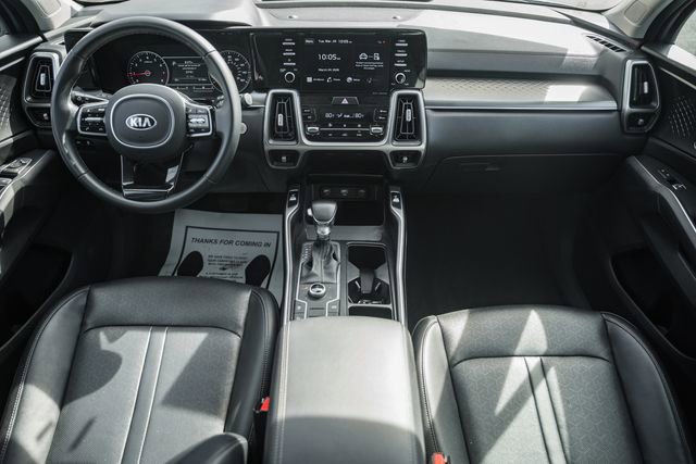 Used 2021 Kia Sorento S w/ Panoramic Sunroof Package image 24