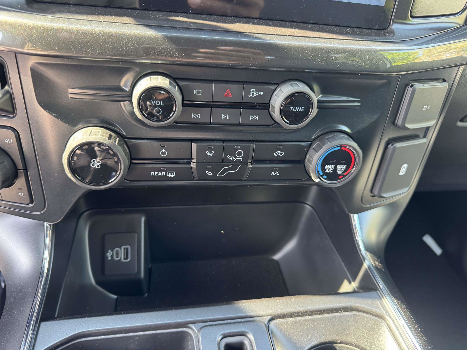New 2026 Ford F150 STX w/ Equipment Group 200A AWD/4WD image 26