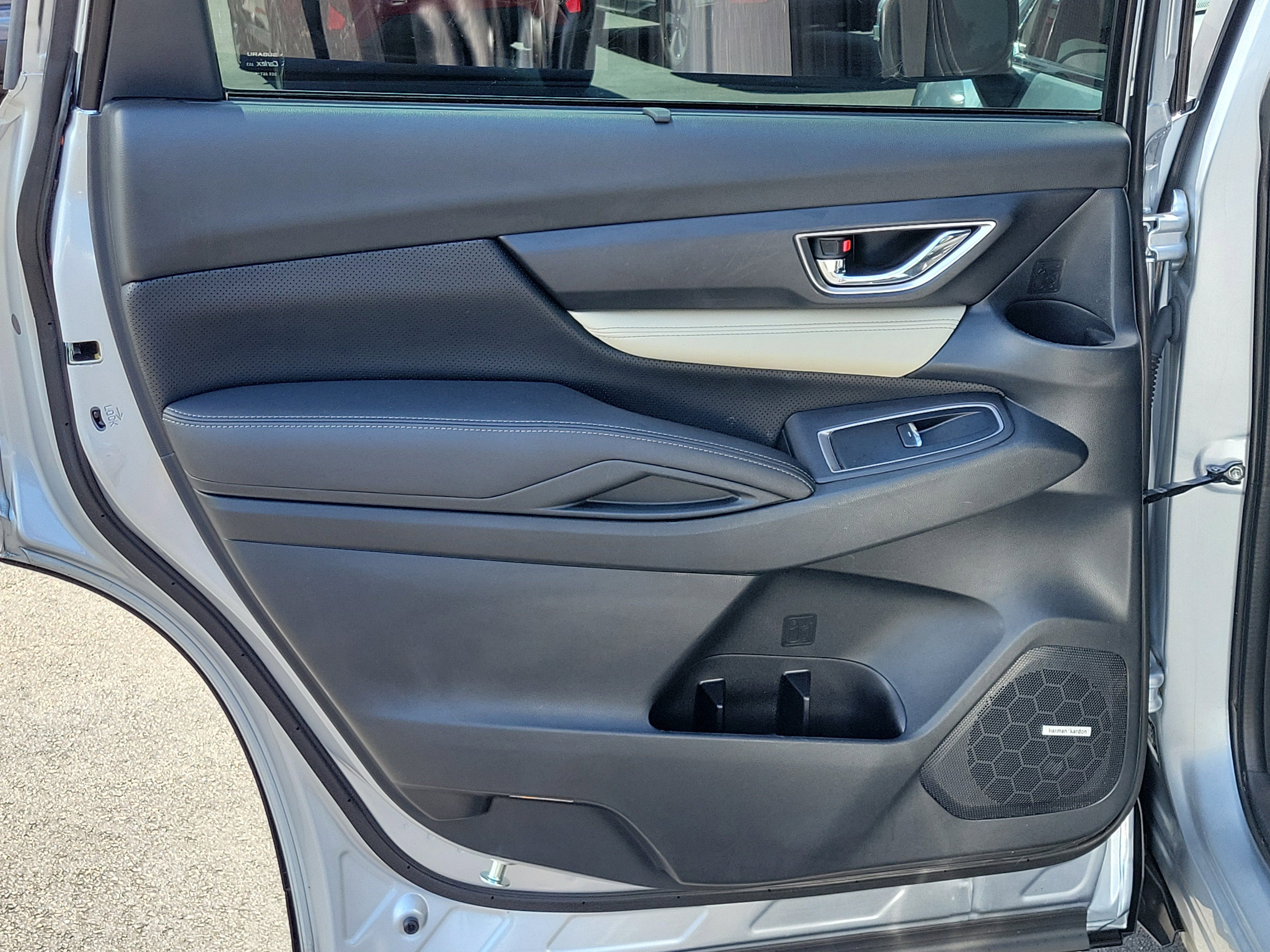 Used 2019 Subaru Ascent Limited AWD/4WD image 13