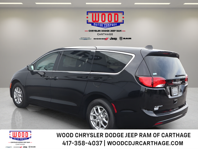 New 2026 Chrysler Voyager LX FWD image 5