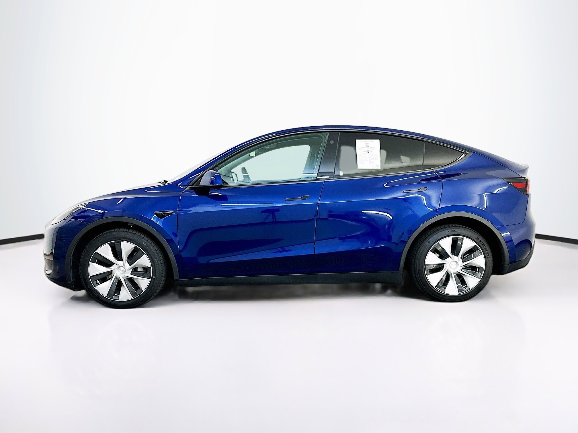 Used 2023 Tesla Model Y Long Range image 4