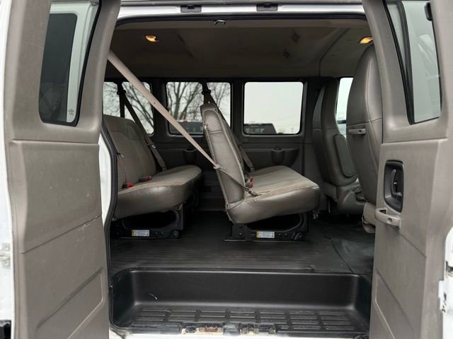 Used 2019 Chevrolet Express 3500 LS image 12