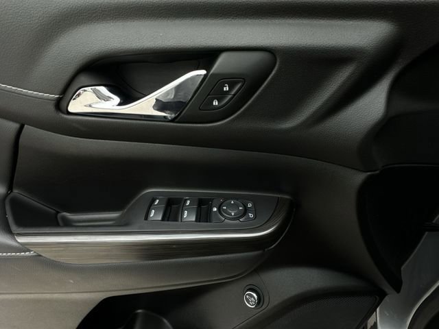 Certified 2023 GMC Acadia SLT FWD image 21