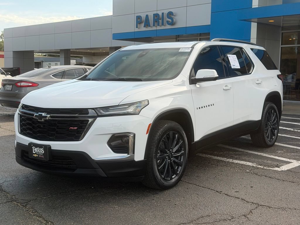 Used 2023 Chevrolet Traverse RS AWD/4WD image 3