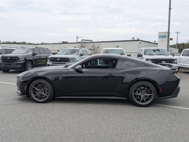 Used 2024 Ford Mustang Dark Horse RWD image 6