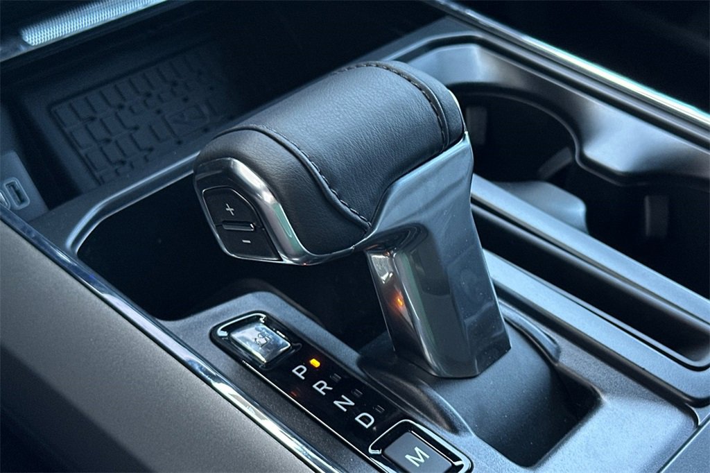 New 2025 Ford F150 Lariat w/ Equipment Group 502A High image 18