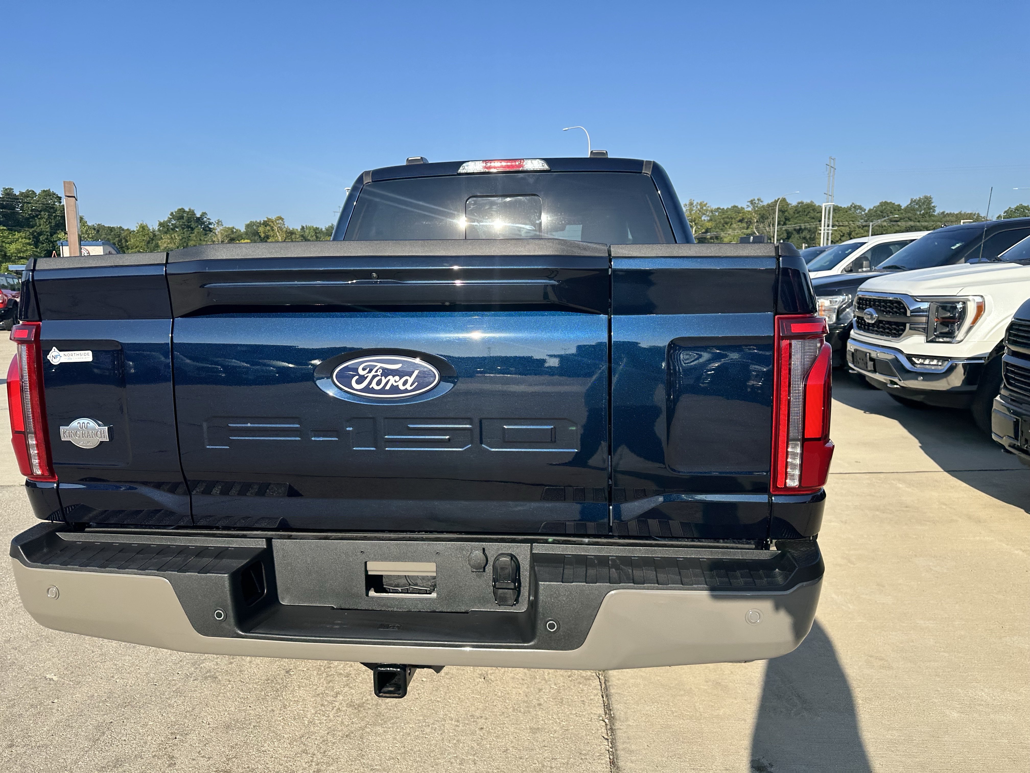 Used 2025 Ford F150 King Ranch w/ FX4 Off-Road Package AWD/4WD image 11