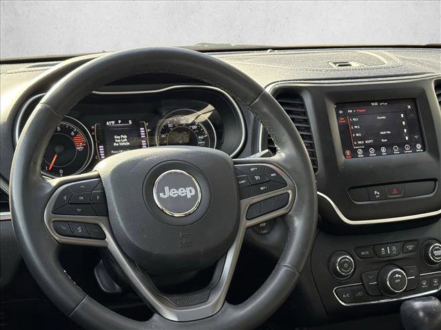 Used 2020 Jeep Cherokee Latitude Plus image 10