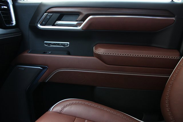 Used 2024 GMC Sierra 1500 Denali Ultimate image 30