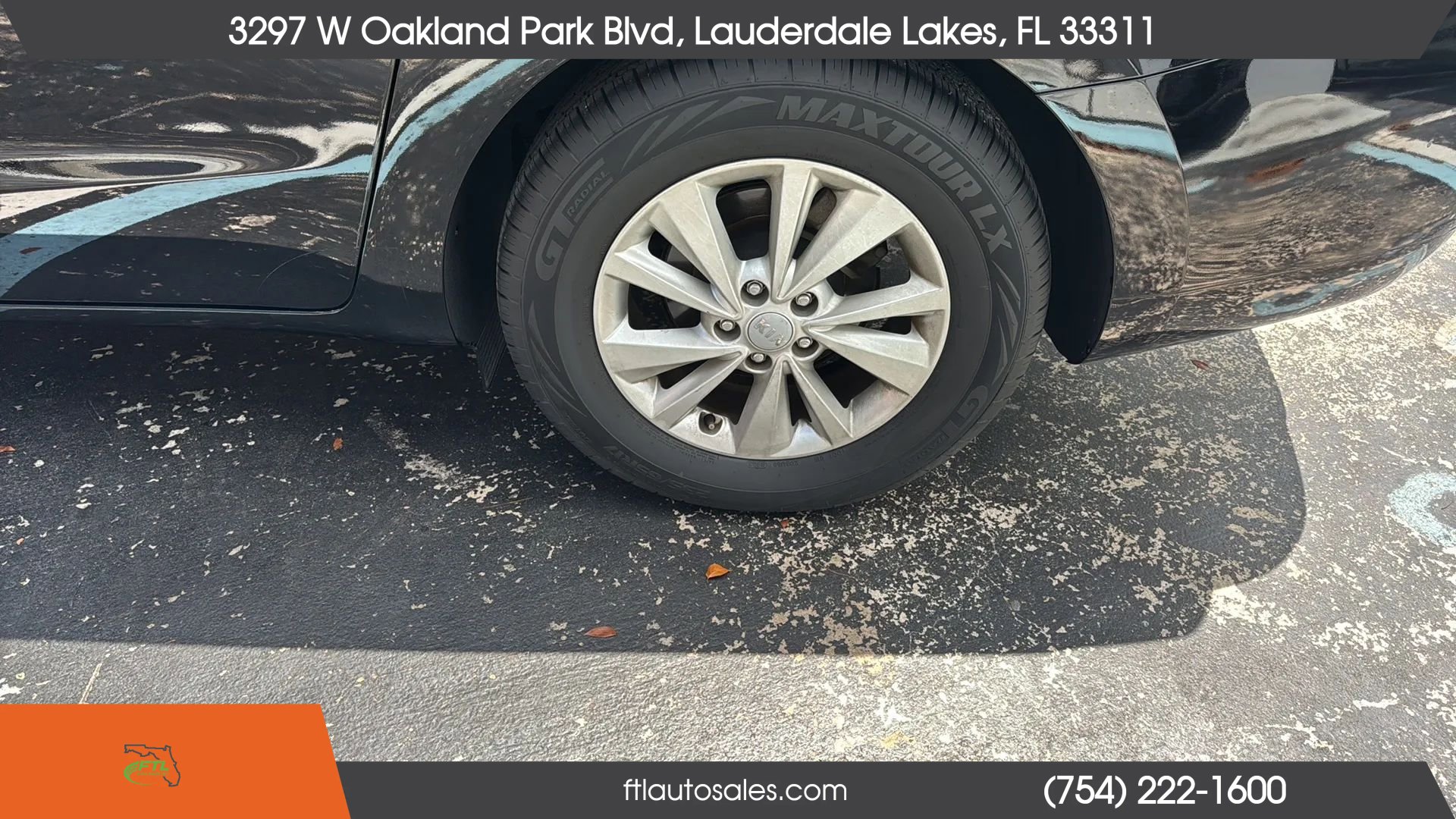 Used 2017 Kia Sedona LX w/ LX Essentials Premium Package FWD image 15