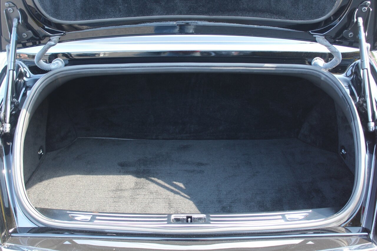 Used 2013 Bentley Mulsanne RWD image 39