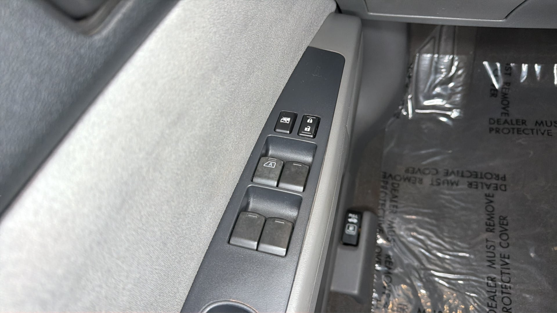 Used 2009 Nissan Sentra 2.0 FE+ FWD image 19