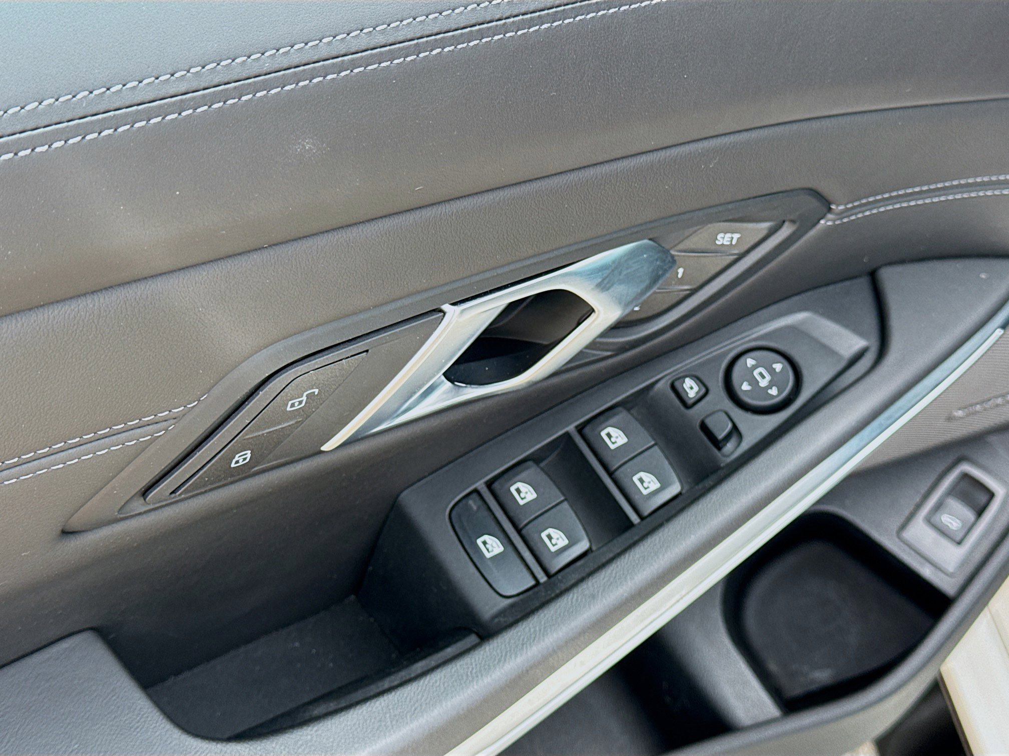 Used 2024 BMW M3 w/ M Carbon Exterior Package image 23