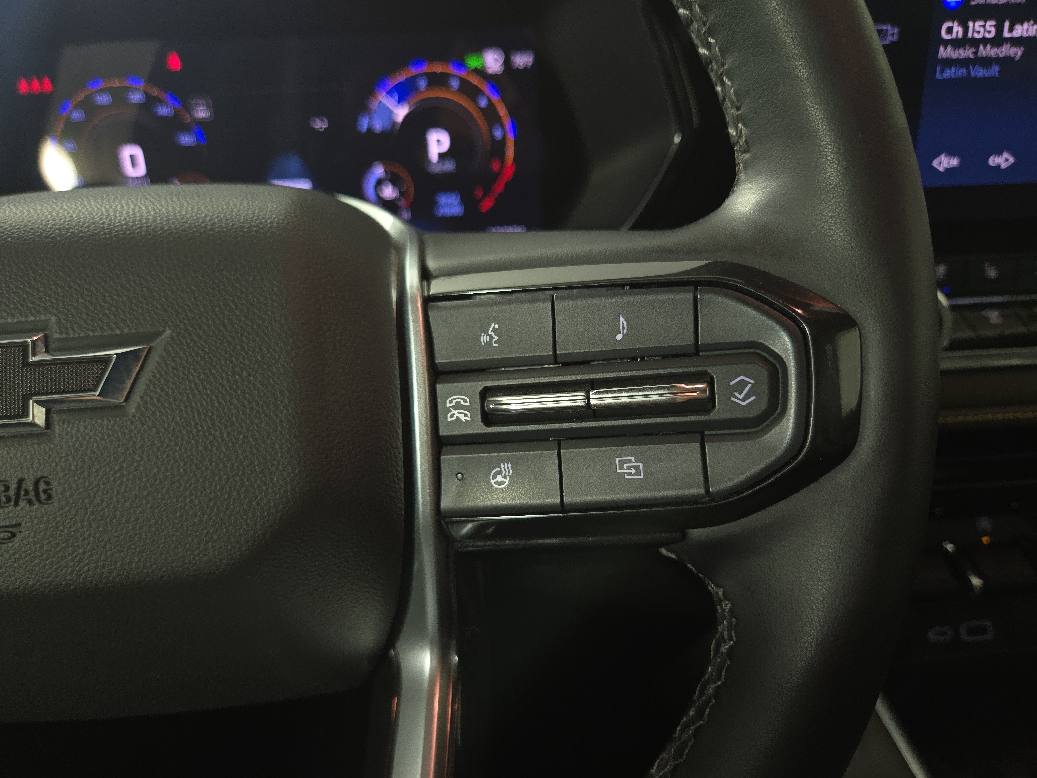 Certified 2024 Chevrolet Colorado ZR2 w/ ZR2 Convenience Package III AWD/4WD image 16