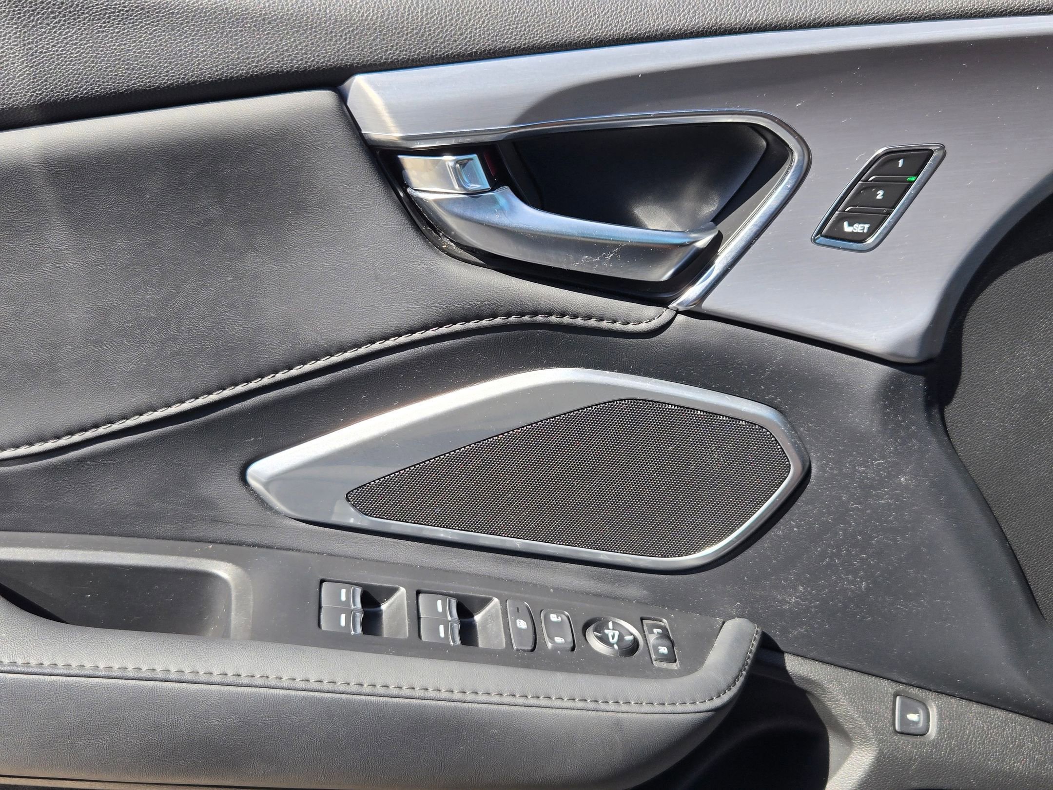 Used 2023 Acura RDX FWD image 13