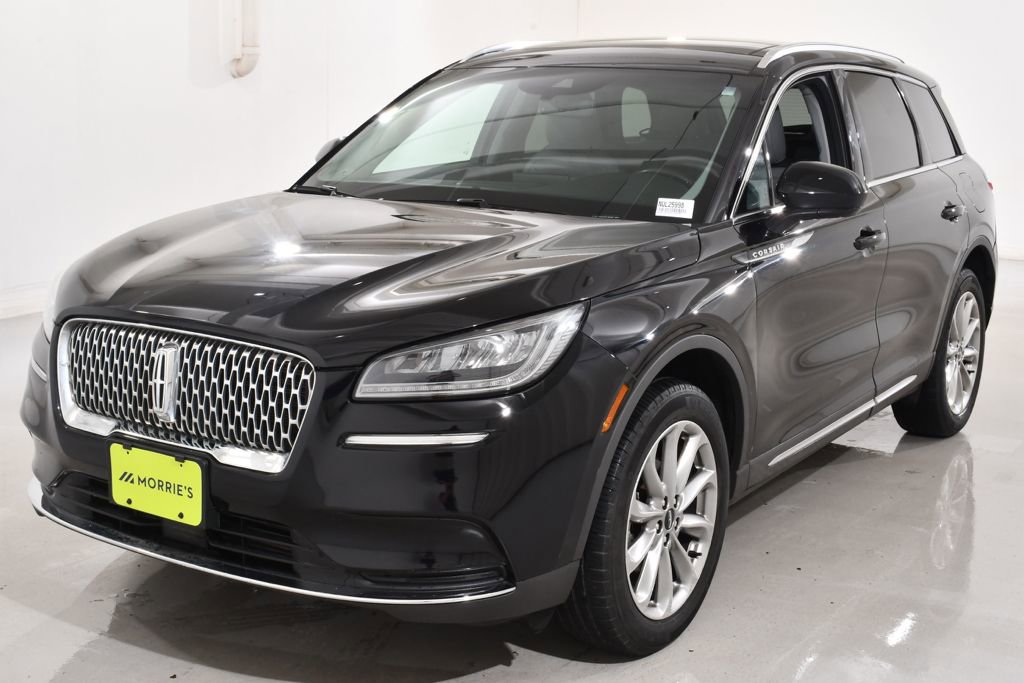 Used 2022 Lincoln Corsair AWD w/ Premium Package image 2