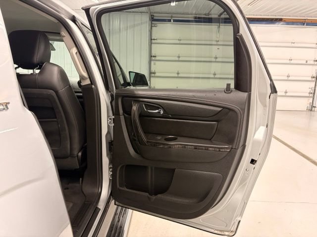 Used 2017 GMC Acadia Limited SLT AWD/4WD image 9