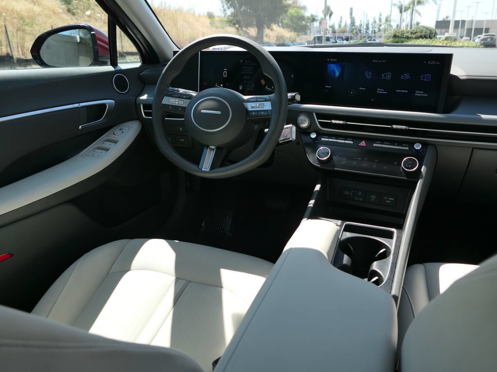 Certified 2025 Hyundai Sonata SEL FWD image 25