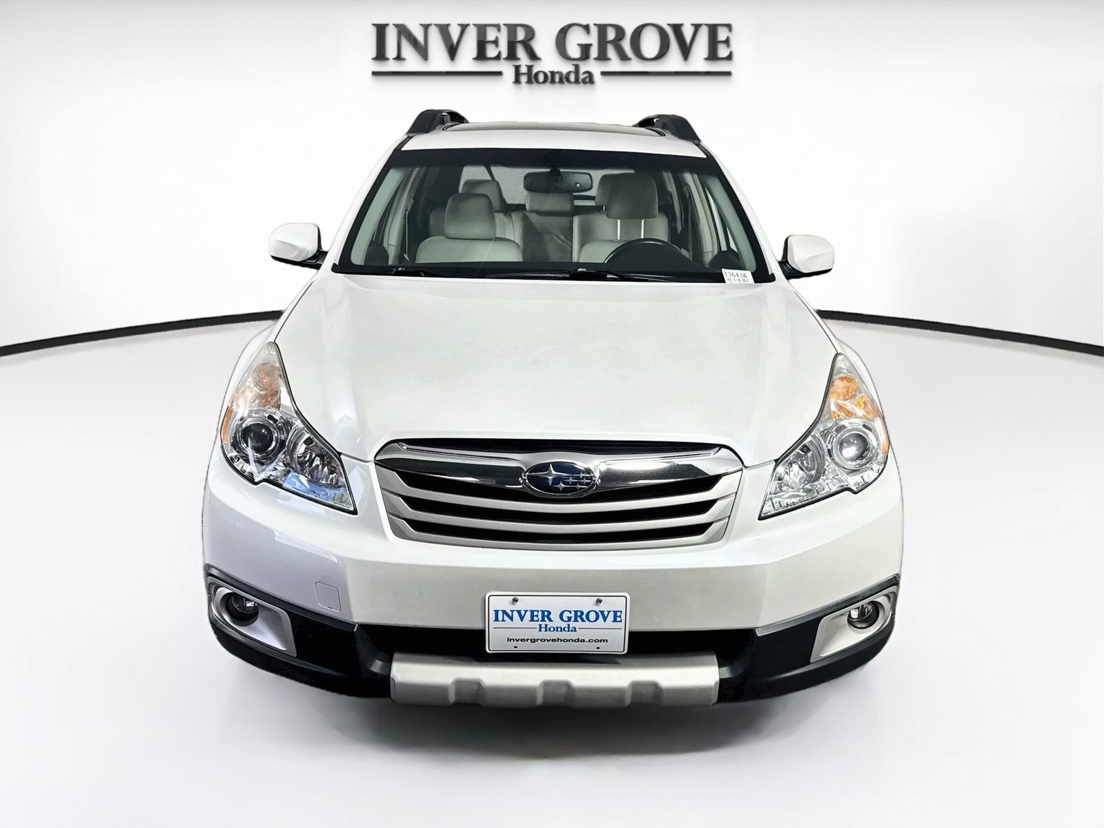 Used 2012 Subaru Outback 2.5i Limited w/ Moonroof Pkg AWD/4WD image 2