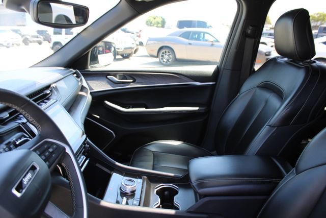 Used 2024 Jeep Grand Cherokee Limited 4xe AWD/4WD image 40