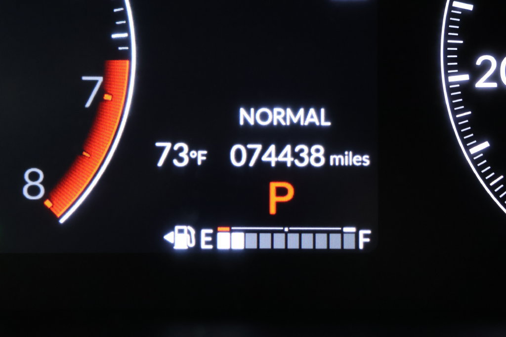 Certified 2025 Honda HR-V Sport image 13