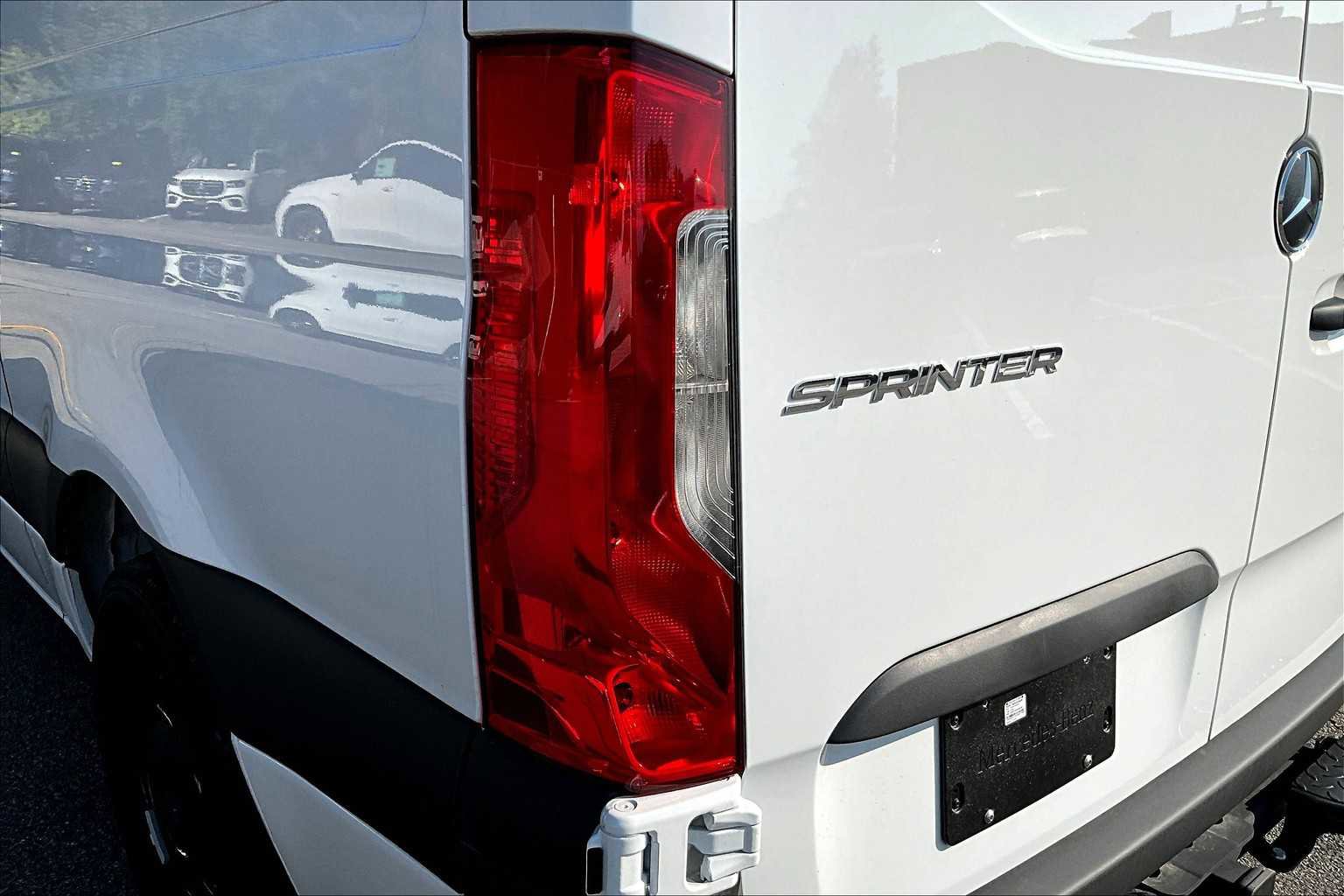 New 2025 Mercedes-Benz Sprinter 2500 image 5