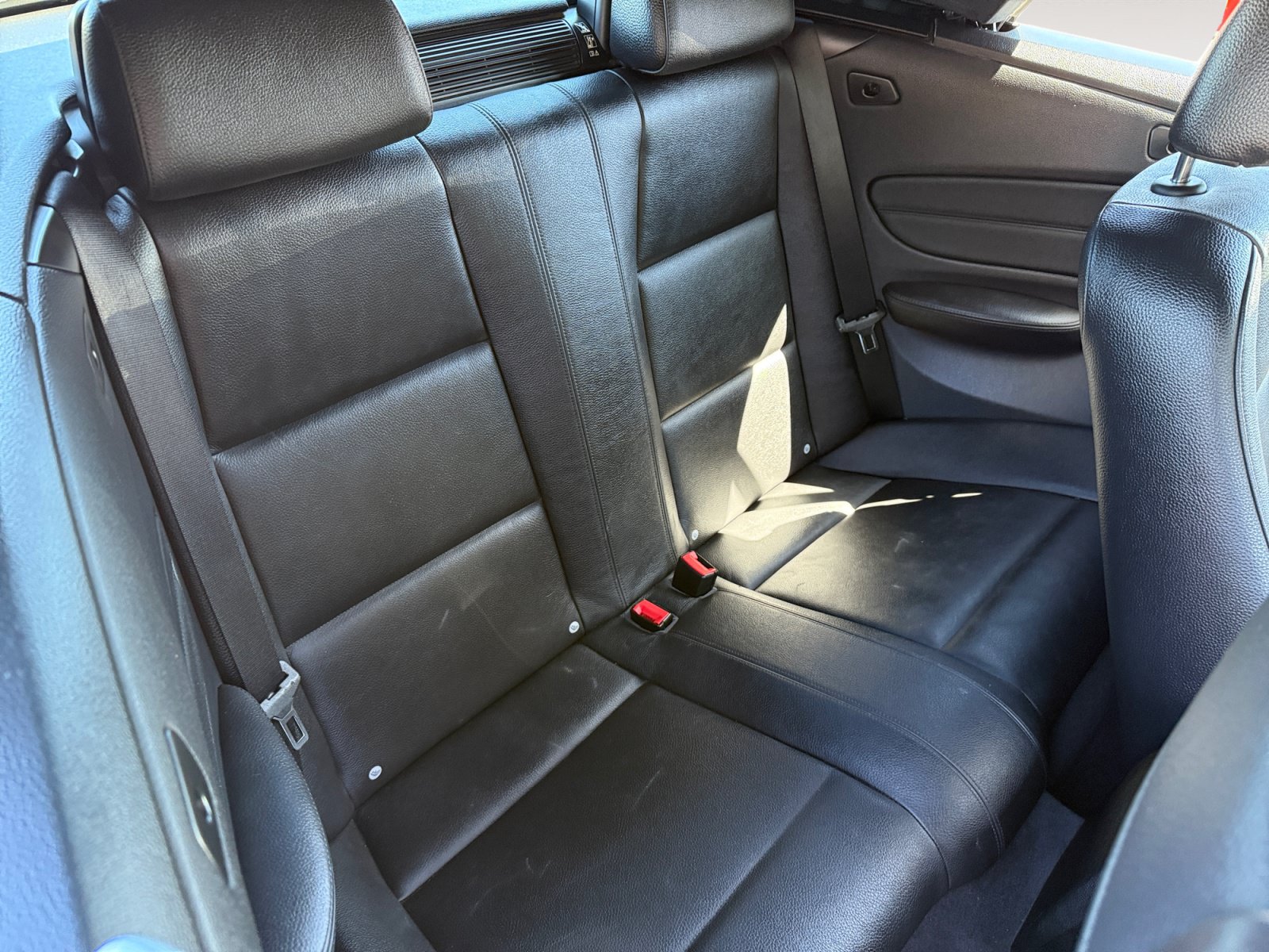 Used 2011 BMW 128i Convertible RWD image 18