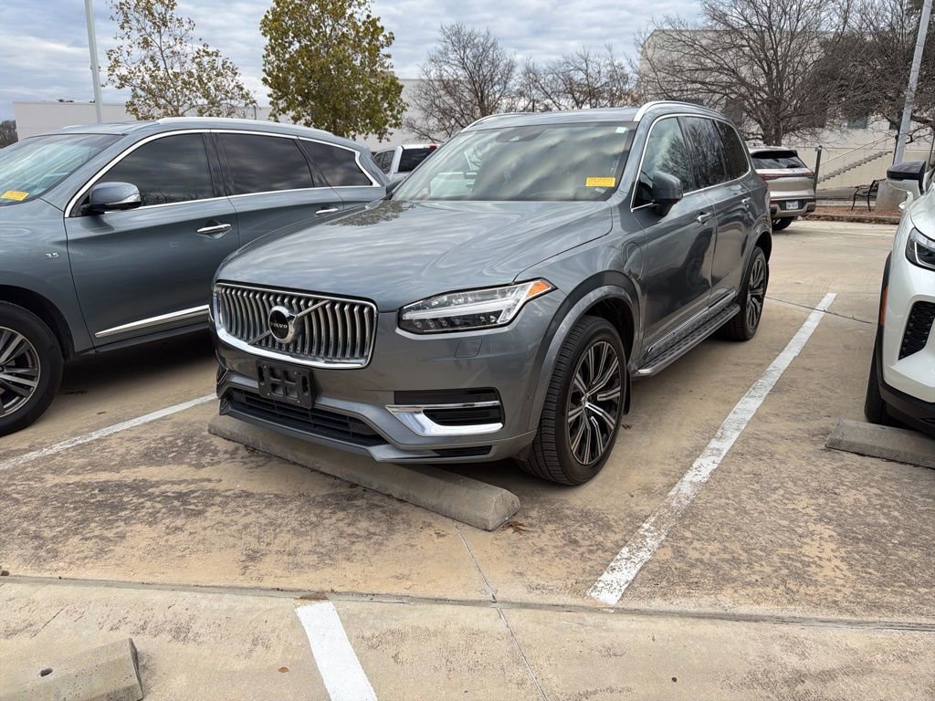 Used 2020 Volvo XC90 T8 Inscription image 2