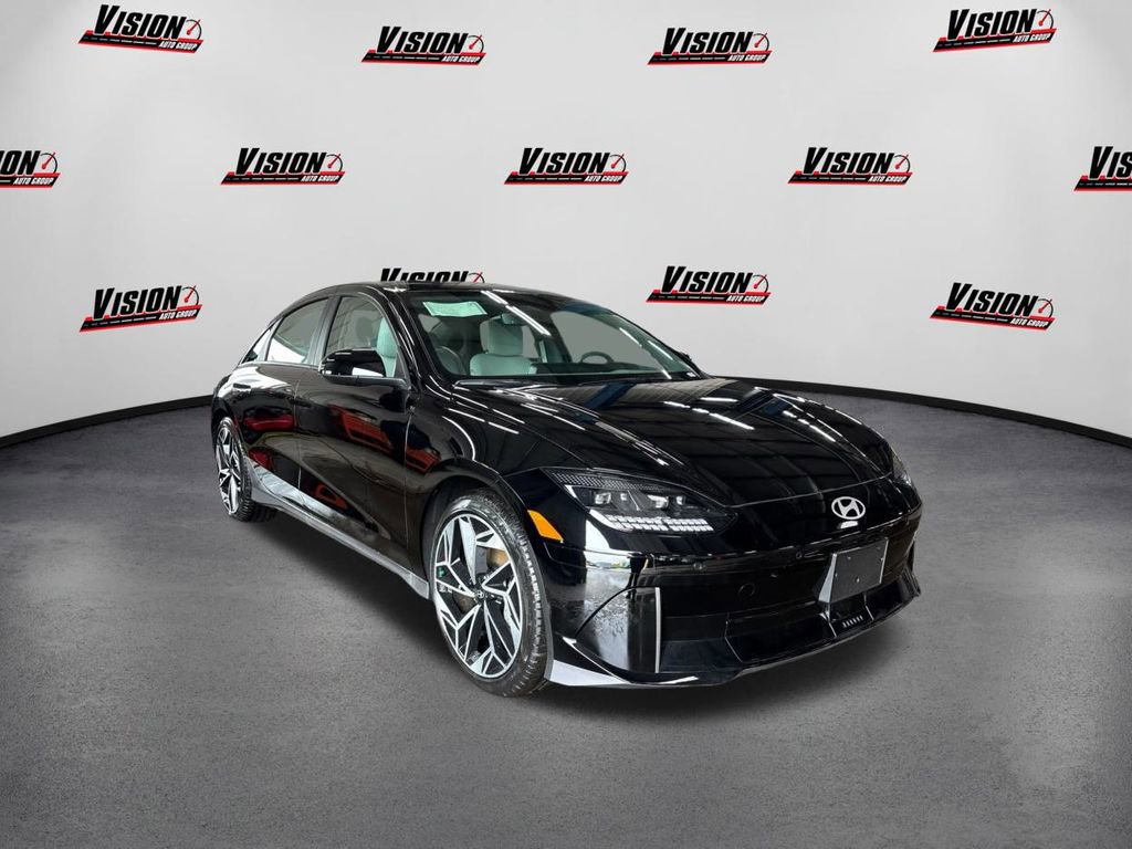 New 2025 Hyundai Ioniq 6 SEL video 3