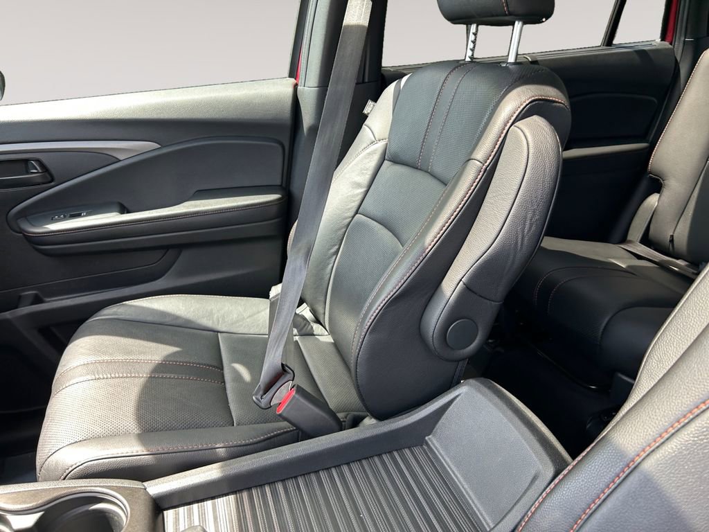 Used 2023 Honda Passport TrailSport image 15