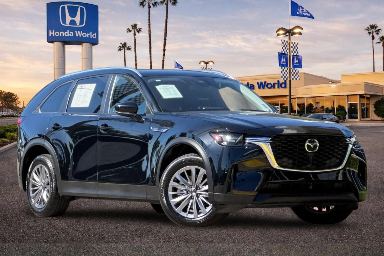 Used 2025 MAZDA CX-90 3.3 Turbo w/ Select Package AWD/4WD image 2