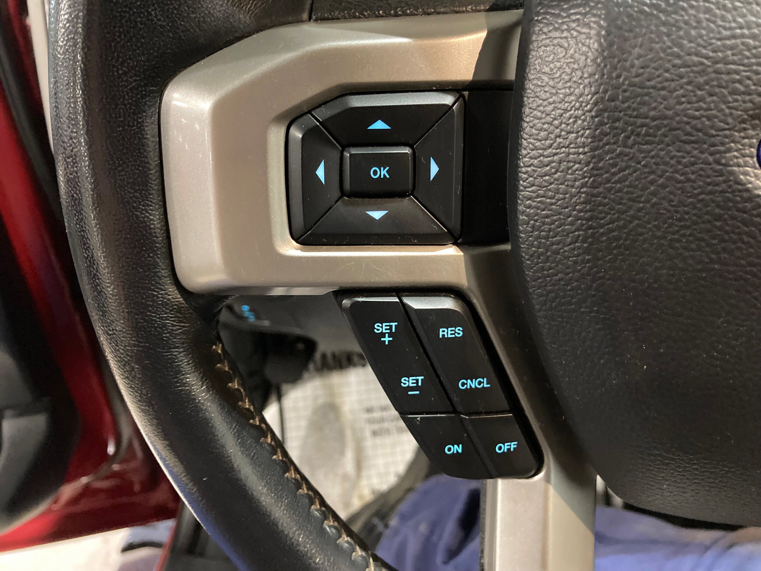 Used 2022 Ford F250 Lariat w/ Lariat Value Package AWD/4WD image 27