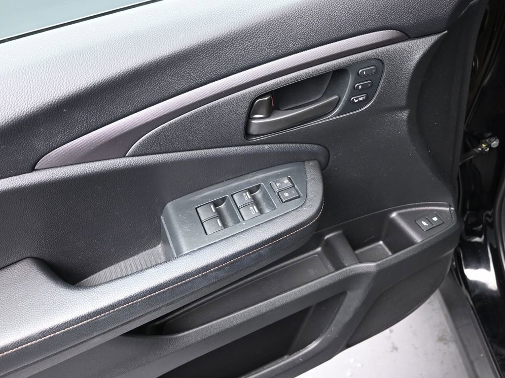 Used 2023 Honda Passport TrailSport image 21