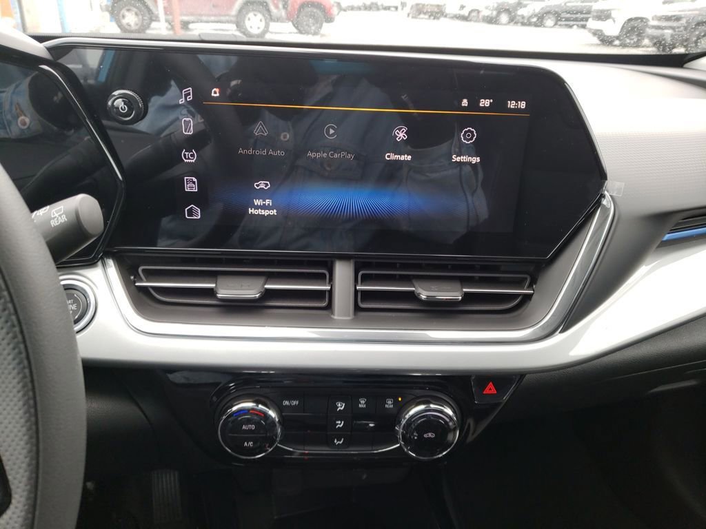 New 2026 Chevrolet Trax LT image 16